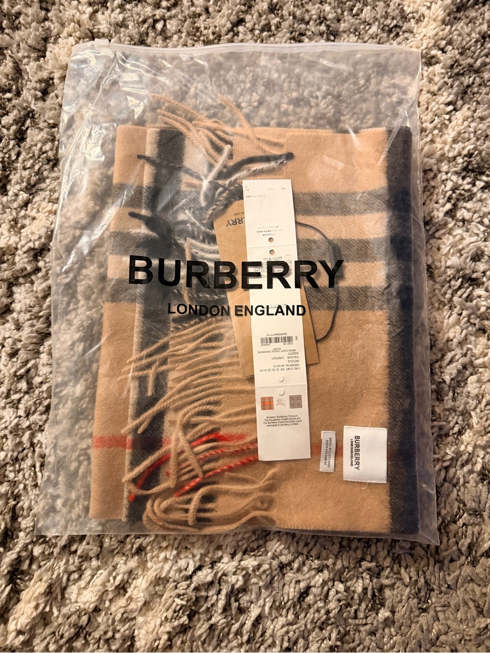 Burberry Camel Plaid Wool Scarf with Black & Red Checks - Picture 6 of 7
